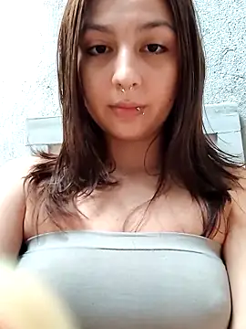Snapshot of Maiden-Hot chatting on 06-14-26, 08:44 Maiden-Hot online show from 06-14-26, 08:44