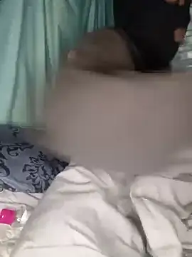 Snapshot of Velvet69 chatting on 09-19-25, 01:40 Velvet69 online show from 09-19-25, 01:40