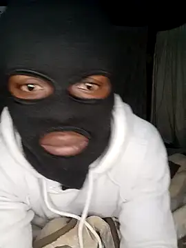 Snapshot of Velvet69 chatting on 10-12-25, 01:04 Velvet69 online show from 10-12-25, 01:04