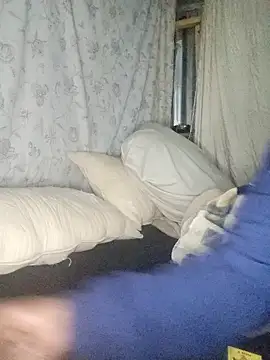 Snapshot of Velvet69 chatting on 11-09-25, 08:29 Velvet69 online show from 11-09-25, 08:29