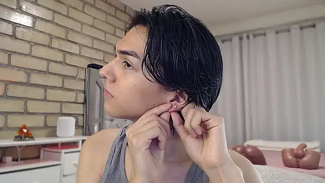 Snapshot of biel_biel chatting on 07-18-26, 04:05 biel biel online show from 07-18-26, 04:05