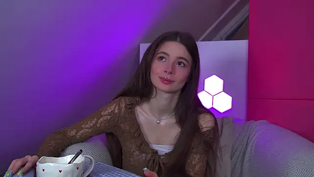 AmeliaFlares online show from 04-11-26, 06:23