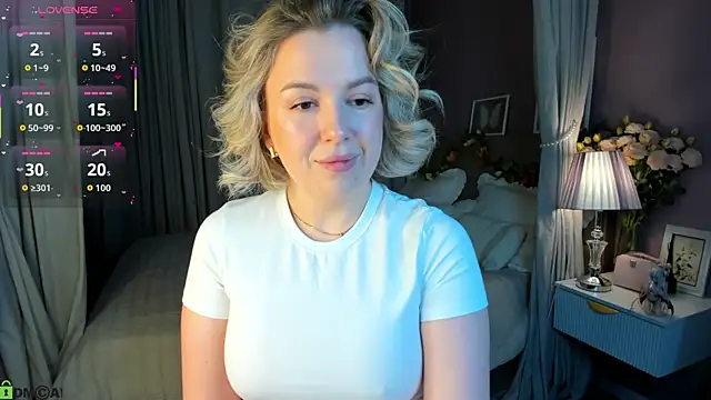 Nikki Kai online show from 10-29-25, 01:08