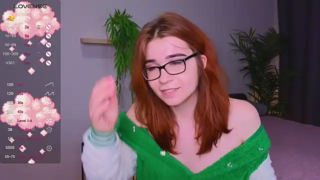 Snapshot of Anncouette_ chatting on 02-08-25, 01:22 Anncouette online show from 02-08-25, 01:22