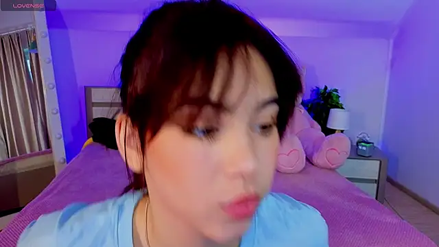 Hotary Yuko online show from 11-14-25, 02:32