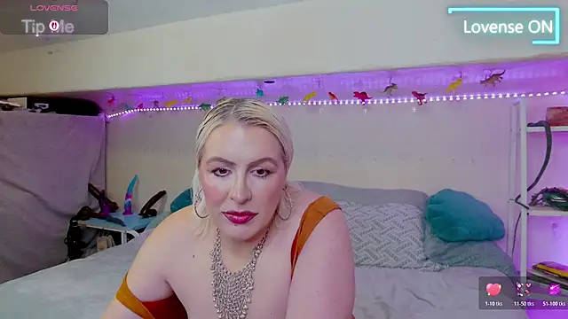 Snapshot of GoddessAlimony chatting on 05-16-26, 02:49 GoddessAlimony online show from 05-16-26, 02:49