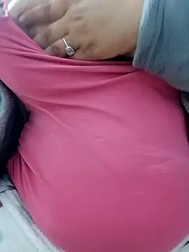 Snapshot of pora-34 chatting on 02-02-25, 06:20 pora-34 online show from 02-02-25, 06:20