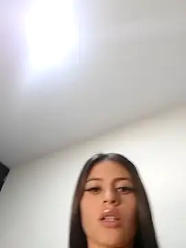 vanessacardena14 online show from 01-30-25, 07:15