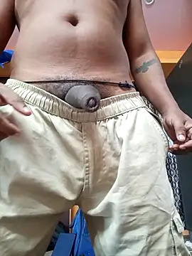 Snapshot of bigcock_thick chatting on 07-02-26, 02:11 bigcock thick online show from 07-02-26, 02:11
