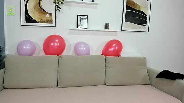 Snapshot of Gerard_Finbar chatting on 02-14-25, 06:34 Gerard Finbar online show from 02-14-25, 06:34