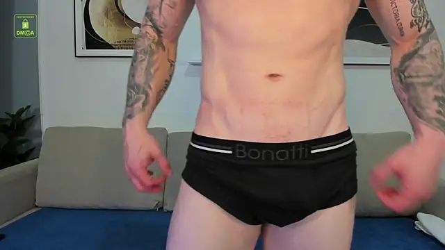 Snapshot of Gerard_Finbar chatting on 03-07-25, 06:35 Gerard Finbar online show from 03-07-25, 06:35