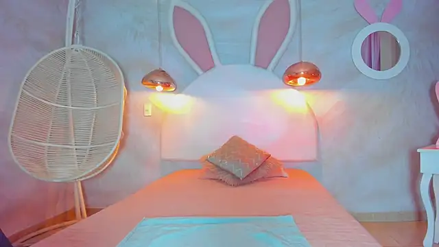 NAUGHTY ALANA  online show from 02-07-25, 03:41