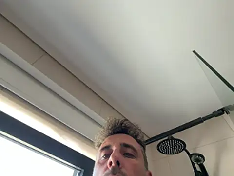 66MA69 online show from 04-17-26, 02:20