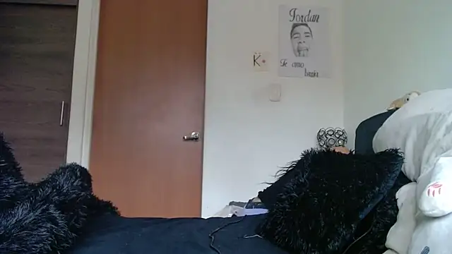 Snapshot of viccky_vick chatting on 05-29-26, 01:31 viccky vick online show from 05-29-26, 01:31