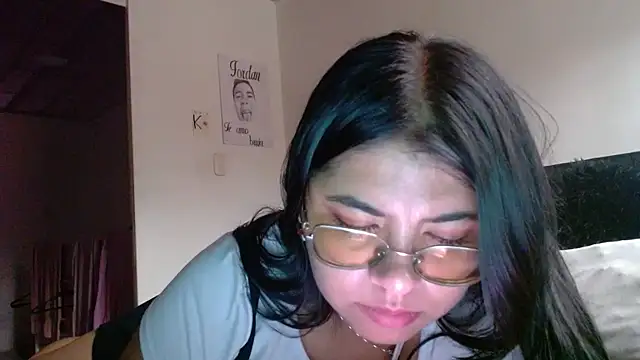 Snapshot of viccky_vick chatting on 05-31-26, 09:16 viccky vick online show from 05-31-26, 09:16