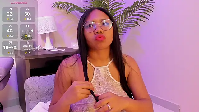 yeikafoxy online show from 02-06-25, 10:59