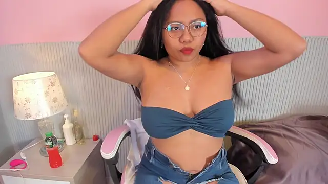 yeikafoxy online show from 11-02-25, 01:41