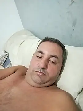 Snapshot of Cruelmalvado chatting on 12-14-25, 12:38 Cruelmalvado online show from 12-14-25, 12:38