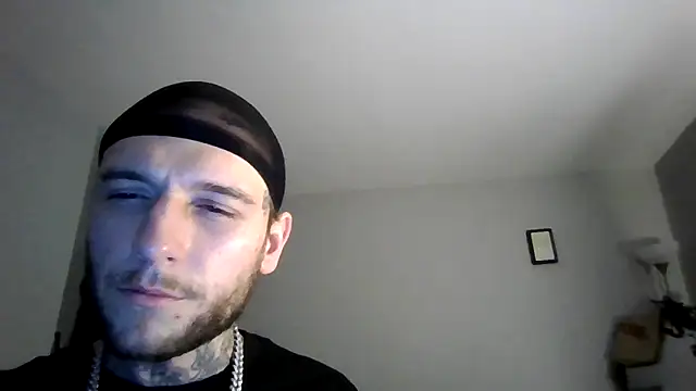 cruz815 online show from 12-18-25, 12:17