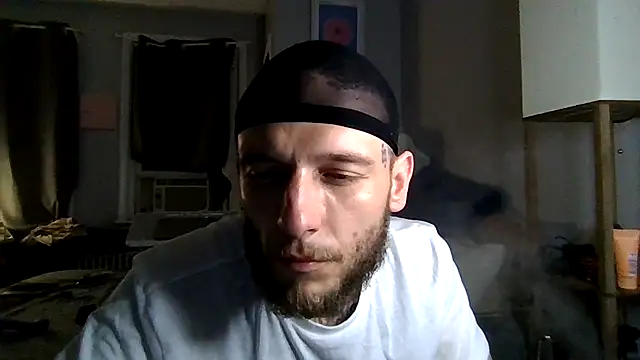 Snapshot of cruz815 chatting on 05-07-26, 01:11 cruz815 online show from 05-07-26, 01:11