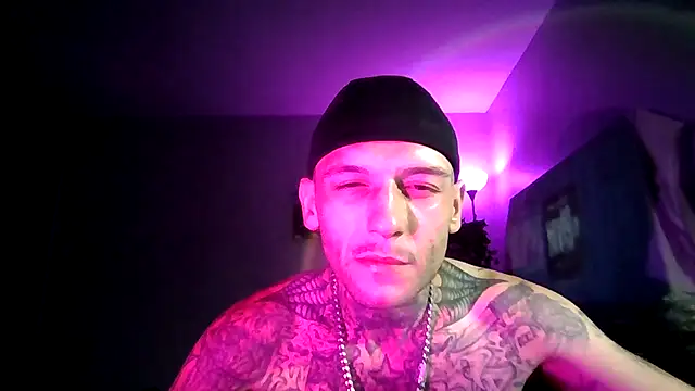cruz815 online show from 06-17-26, 02:14