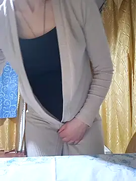 Snapshot of Belladonna253 chatting on 02-12-25, 09:22 Belladonna253 online show from 02-12-25, 09:22