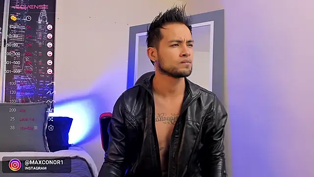 Snapshot of Max_Conor1 chatting on 02-11-25, 12:27 Max Conor1 online show from 02-11-25, 12:27