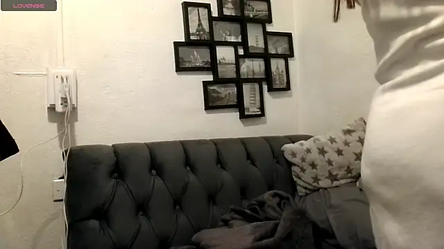 MirandaLatinaLovely online show from 02-01-26, 06:17