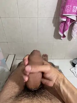 Snapshot of toni1405 chatting on 02-23-26, 03:15 toni1405 online show from 02-23-26, 03:15