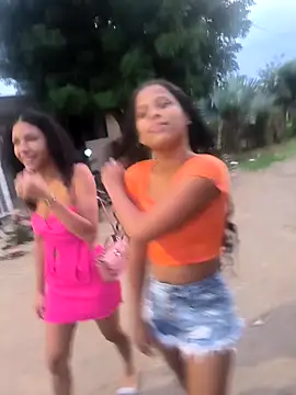 Snapshot of Street_royal chatting on 02-21-25, 11:10 Street royal online show from 02-21-25, 11:10