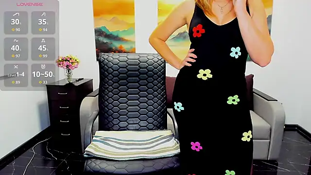 Snapshot of Mira_Whites chatting on 12-03-25, 01:09 Mira Whites online show from 12-03-25, 01:09