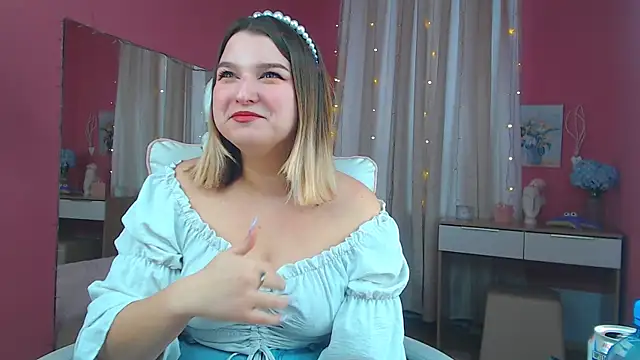 Snapshot of Jenny_Smit chatting on 02-15-25, 10:33 Jenny Smit online show from 02-15-25, 10:33