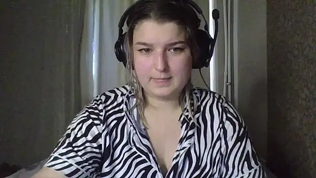 Snapshot of Jenny_Smit chatting on 10-19-25, 07:53 Jenny Smit online show from 10-19-25, 07:53