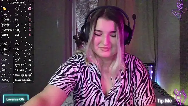 Snapshot of Jenny_Smit chatting on 11-03-25, 06:14 Jenny Smit online show from 11-03-25, 06:14