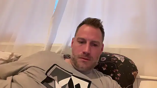 Christian87xxx online show from 11-08-25, 03:45