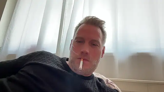 Christian87xxx online show from 11-25-25, 11:21