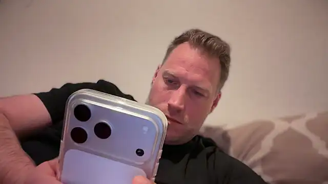 Christian87xxx online show from 03-18-26, 05:38