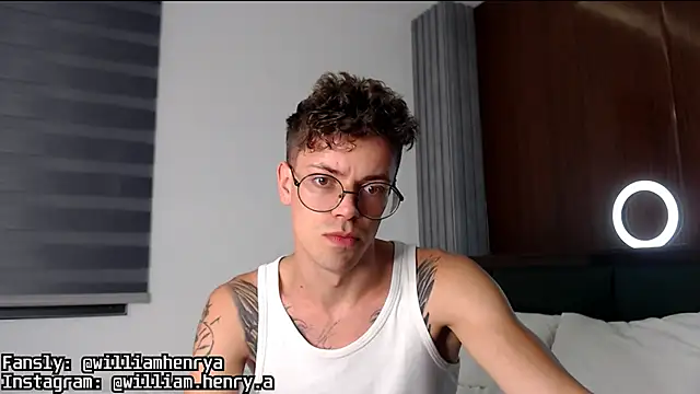 William Henry  online show from 01-29-25, 03:04