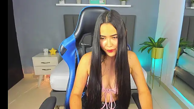 alessia leroy online show from 02-05-25, 09:07