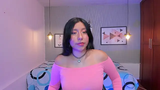 Nohemi louse online show from 03-13-25, 07:28