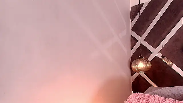 Snapshot of sara_lopee1 chatting on 11-01-25, 11:56 sara lopee1 online show from 11-01-25, 11:56