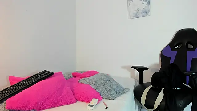 Roxy Stonee online show from 02-10-26, 07:40