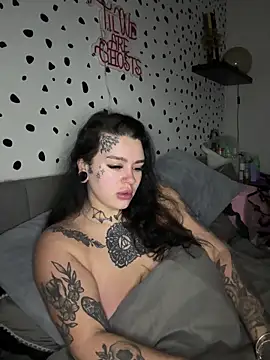 tempzzz12 online show from 12-18-25, 08:31