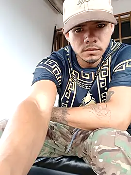 Snapshot of Niick01_ chatting on 09-27-25, 07:41 Niick01 online show from 09-27-25, 07:41