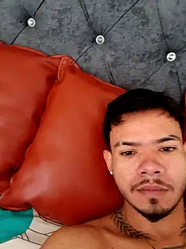 Snapshot of Niick01_ chatting on 11-04-25, 02:38 Niick01 online show from 11-04-25, 02:38