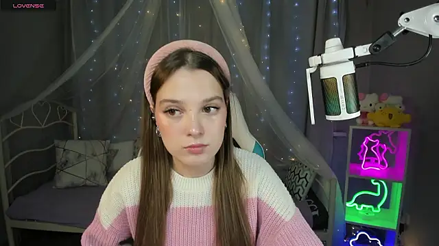 kaisajenner online show from 02-04-26, 12:11