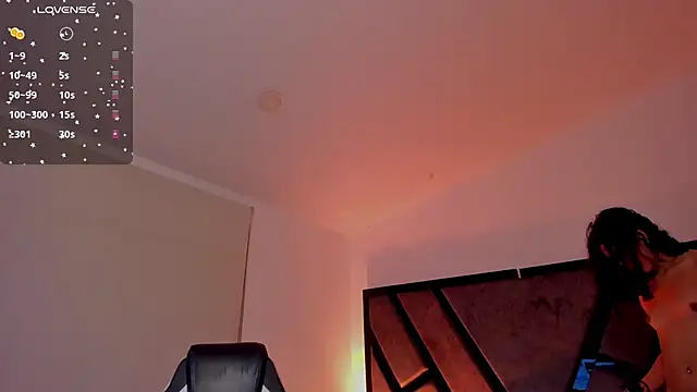 Snapshot of allicemackenzie chatting on 11-19-25, 06:24 allicemackenzie online show from 11-19-25, 06:24