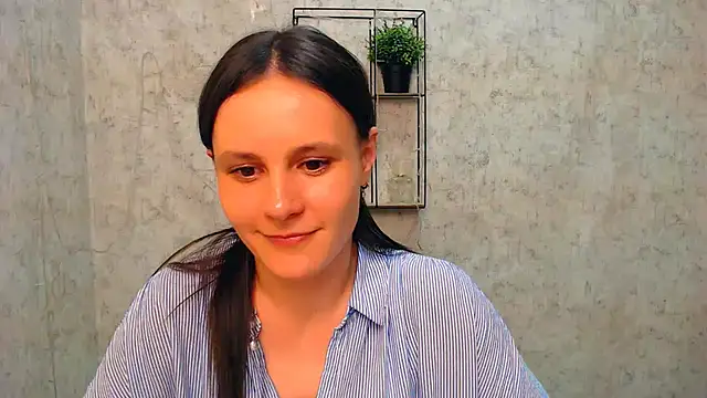 ValeriaHeart  online show from 02-21-25, 06:48