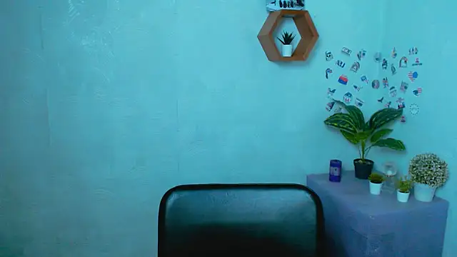 ValeriaHeart  online show from 09-16-25, 12:17