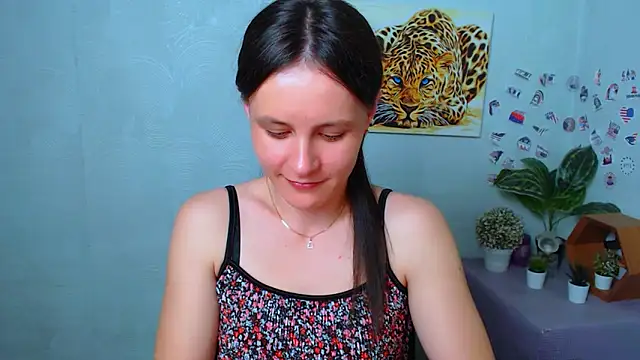 ValeriaHeart  online show from 03-08-26, 01:15